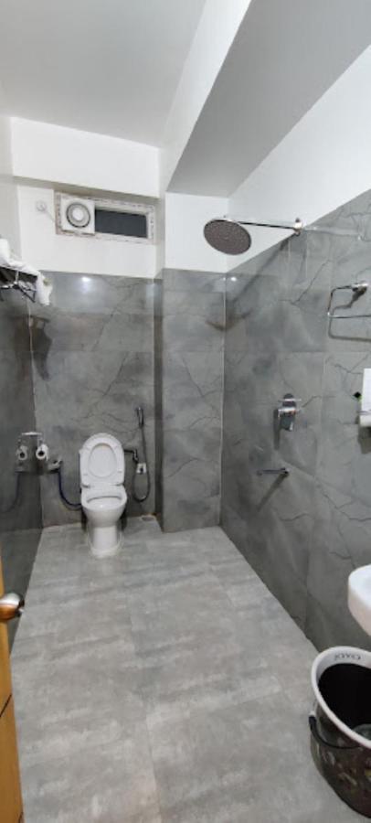 Hotel Grand Lotus Dimāpur Extérieur photo
